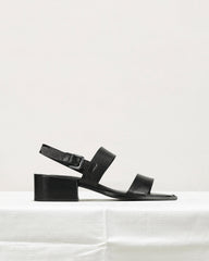 ESSEN Leder-Sandale,  Absatz 45mm, quadratische Zehe, gepolsterte Sohle, mit silberfarbener Schnalle, schwarz, fair, nachhaltig 