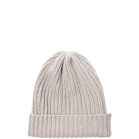 PETITE CALIN Kaschmir Mütze, Beige, Cashmere beanie, Sustainable cashmere, Kaschmir, Mütze, Handmade, Zero waste, Fair trade, Organic, Handcrafted, Handmade, Made in Europe, Made in Germany, Female Empowerment, Shop now - the wearness online-shop - ETHICAL & SUSTAINABLE LUXURY FASHION 